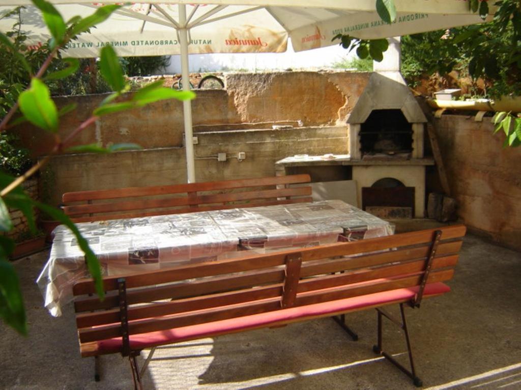 Apartment Davorka Primosten Bagian luar foto