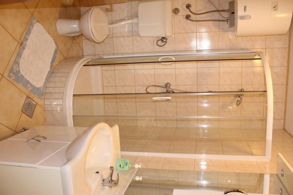 Apartment Davorka Primosten Bagian luar foto