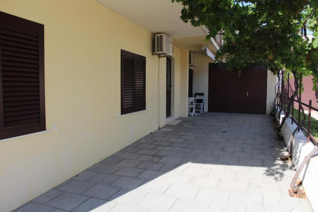 Apartment Davorka Primosten Bagian luar foto